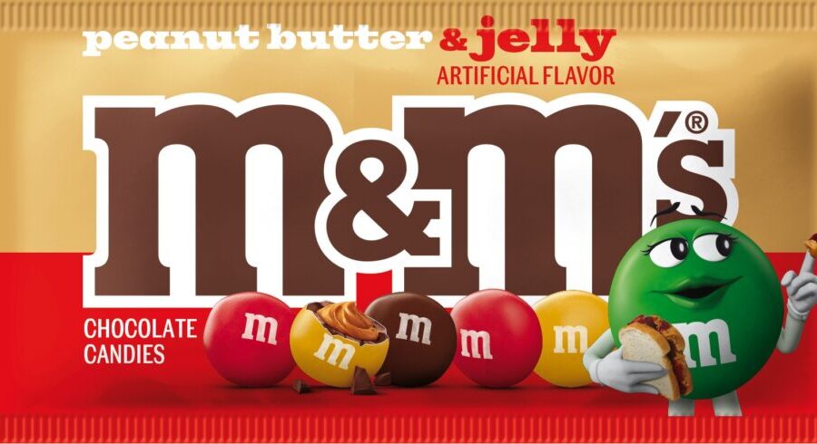 American Sweets & Crisps & Drinks - Nik L Nip Wax Bottles - M&M’s - Keebler Cookies - American Rolo’s - Tropical Sprite - Coca Cola Orange - Cheetos - American Fanta - A&W Root Beer - A&W Cream Soda - International Delights Cinnabon  (USA Imports)